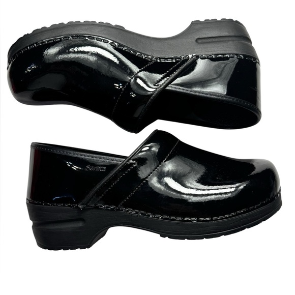 Sanita Professional Cabrio black women size 9.5-10 narrow NEW - Picture 2 of 16